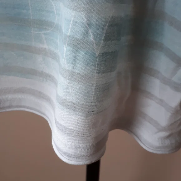 2/$25 Roxy Beach tee - Picture 6 of 6